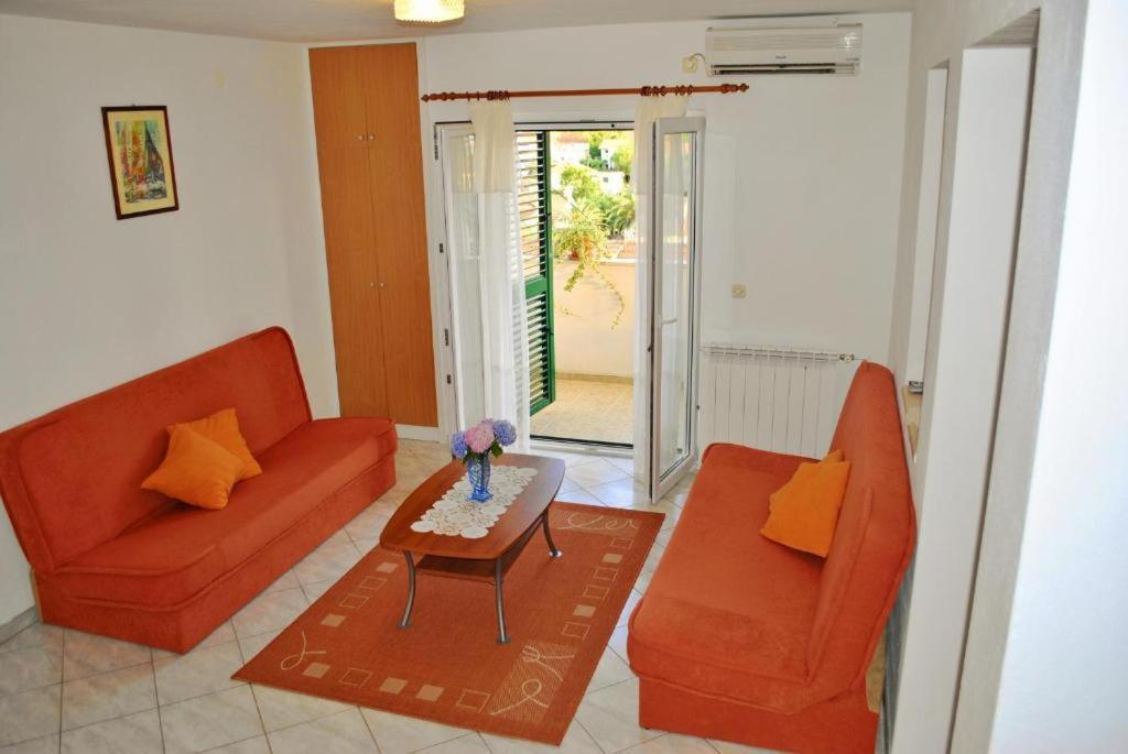 Apartments Buljevic Vrboska Exterior photo